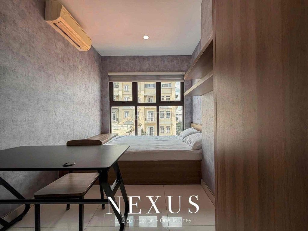 Open up the new two bedrooms -- in Phan Đăng Lưu, the open, wide-split balcony.