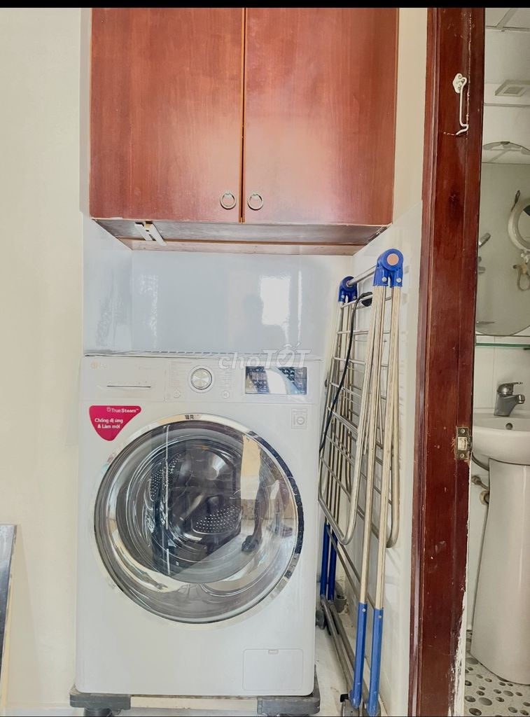 Main root: Rent the apartment three bedrooms, full of furniture. Three air conditioning, two nn..