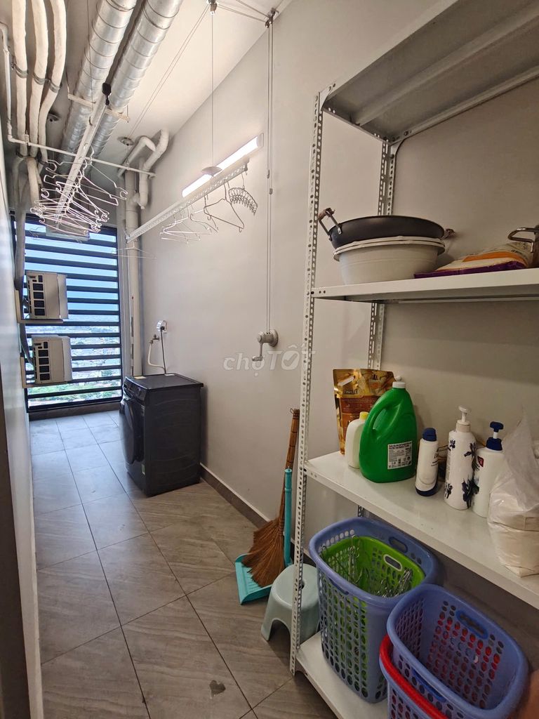 The owner needs to rent apartment Akarika 2 full interior.