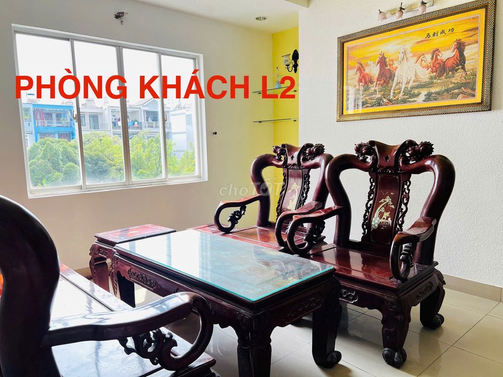 The owner needs to rent a villa in front of Thới An District 12.