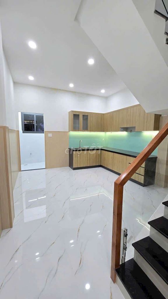 Gò Xoài rents, crystallization, 12 million, 3 bedrooms, new alleys, brand-new cars.
