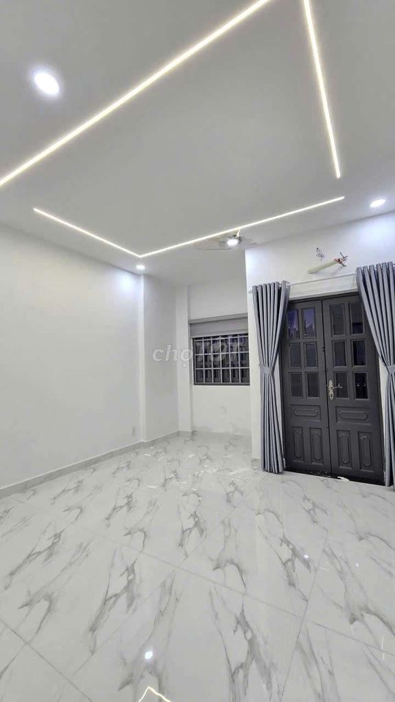 Gò Xoài rents, crystallization, 12 million, 3 bedrooms, new alleys, brand-new cars.