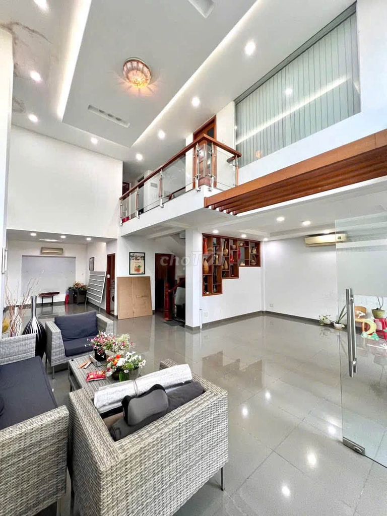 Rent for the 200-foot-eight villa.