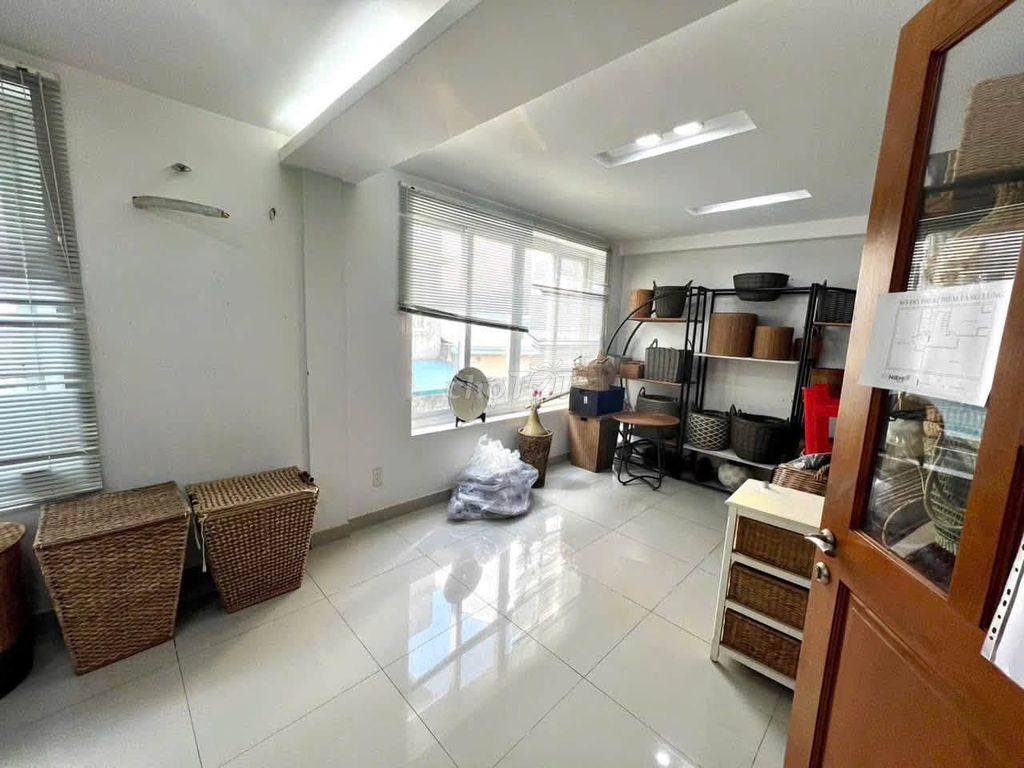 Rent for the 200-foot-eight villa.