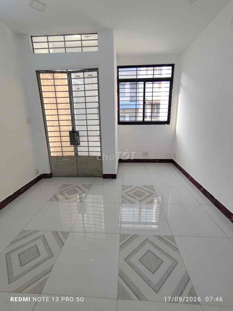 The Vĩnh Viễn front house of 10 46 m.4 level 3 bedrooms only 22 million