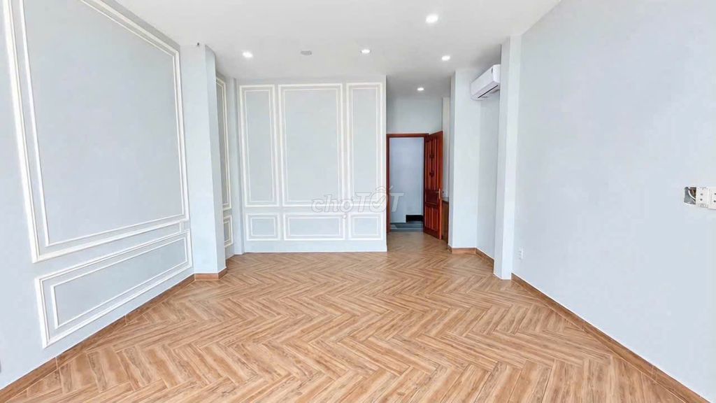 Nguyễn Văn Khối-Pierre 11/4 m/15 m/3/4 floors - 4 bedrooms_4 toilets