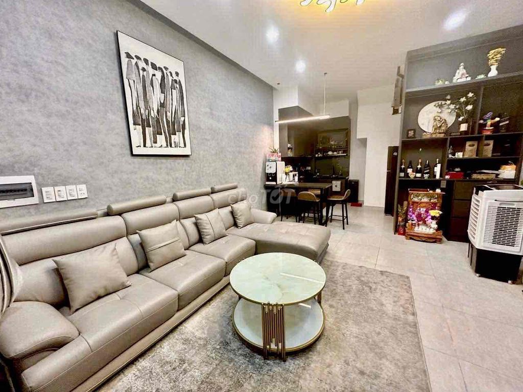 Rent a nice Dương Quảng Hàm Gò Vấp alley, full interior.