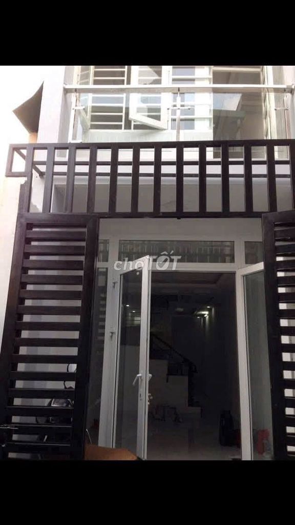 Rent the original Trần Thánh Tông Tân Bình two bedrooms. Two quiet toilets.