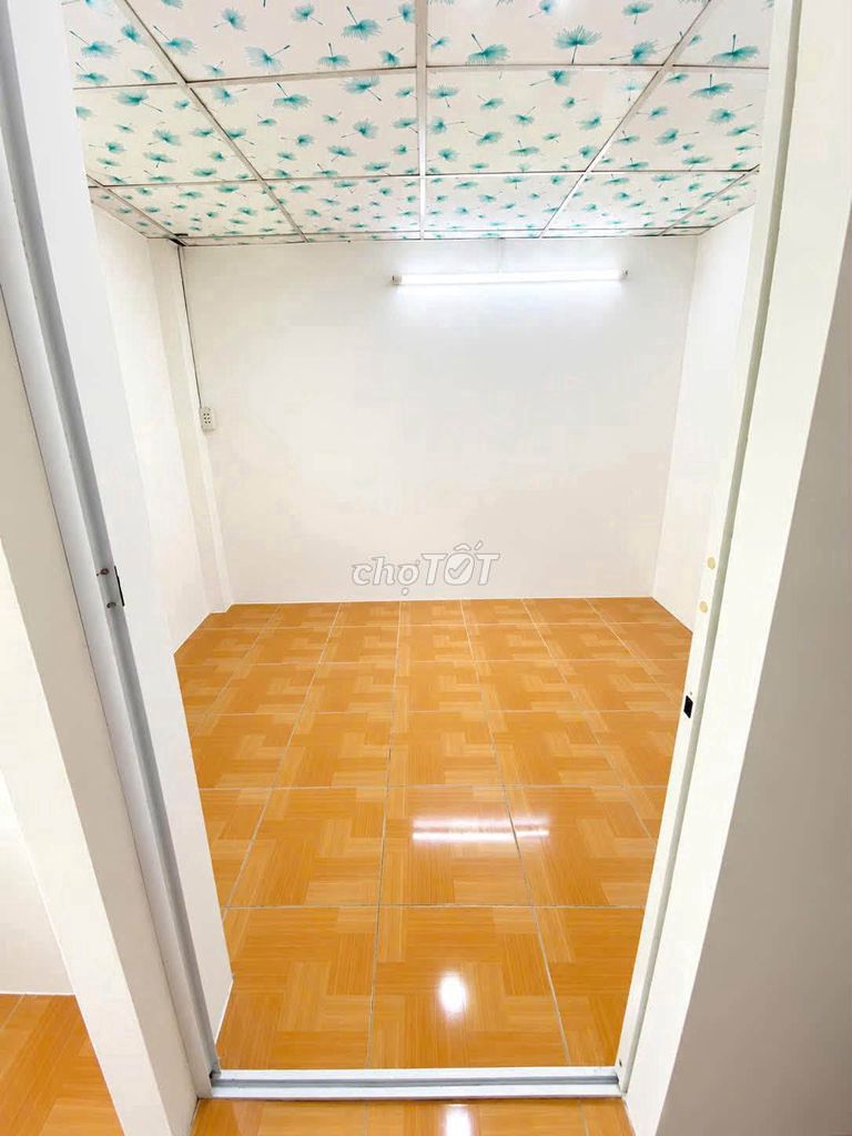 Rent the entire Gò Vấp two bedroom three-watcher.
