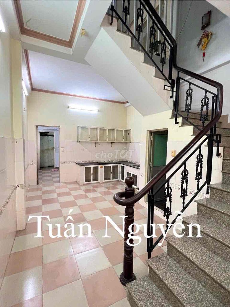 Rent Nguyễn Văn Quỳ Q-4 mm 27mm - 3 bedroom - 2 toilets