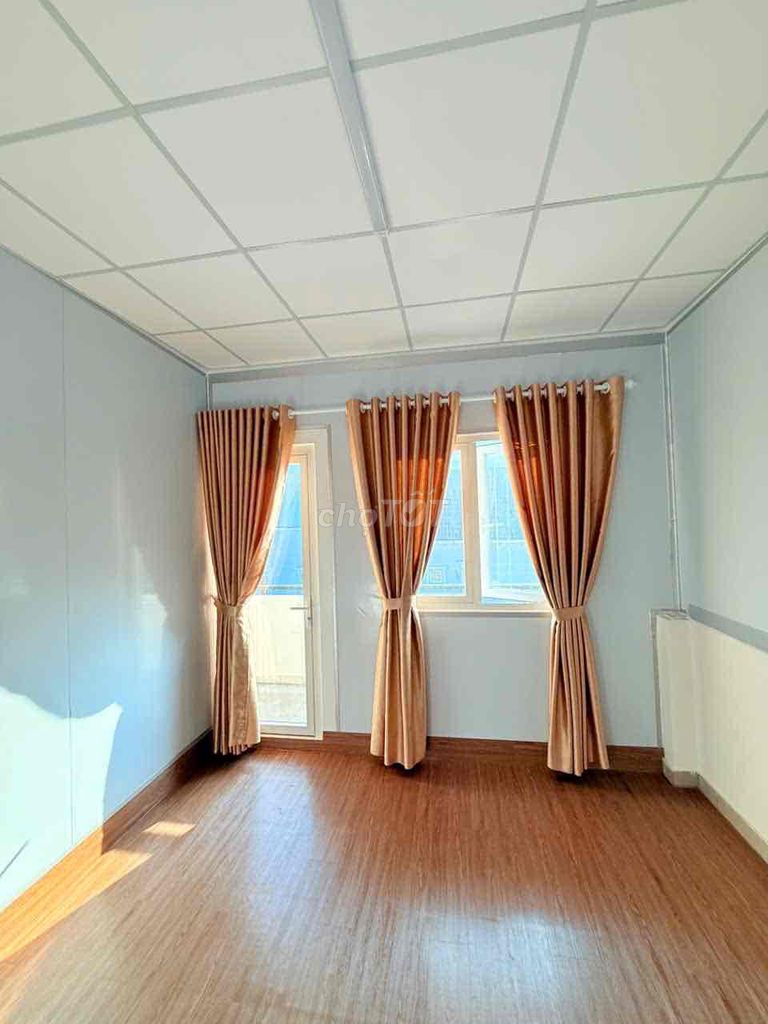 Rent a separate residence on the old second district committee.
