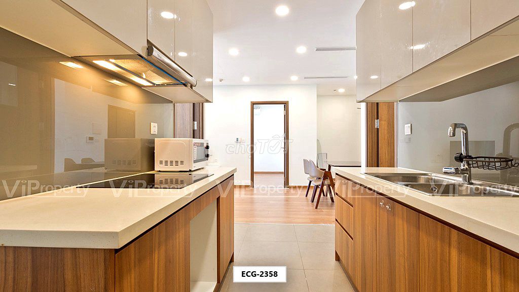 Rent Ecogreen Saigon District 7 now!