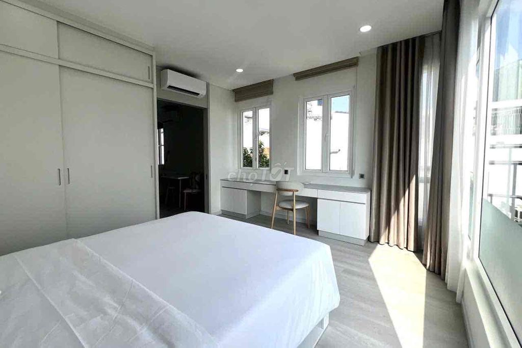The apartment is a full-on bedroom near Tan Soni-in-law 11 million.