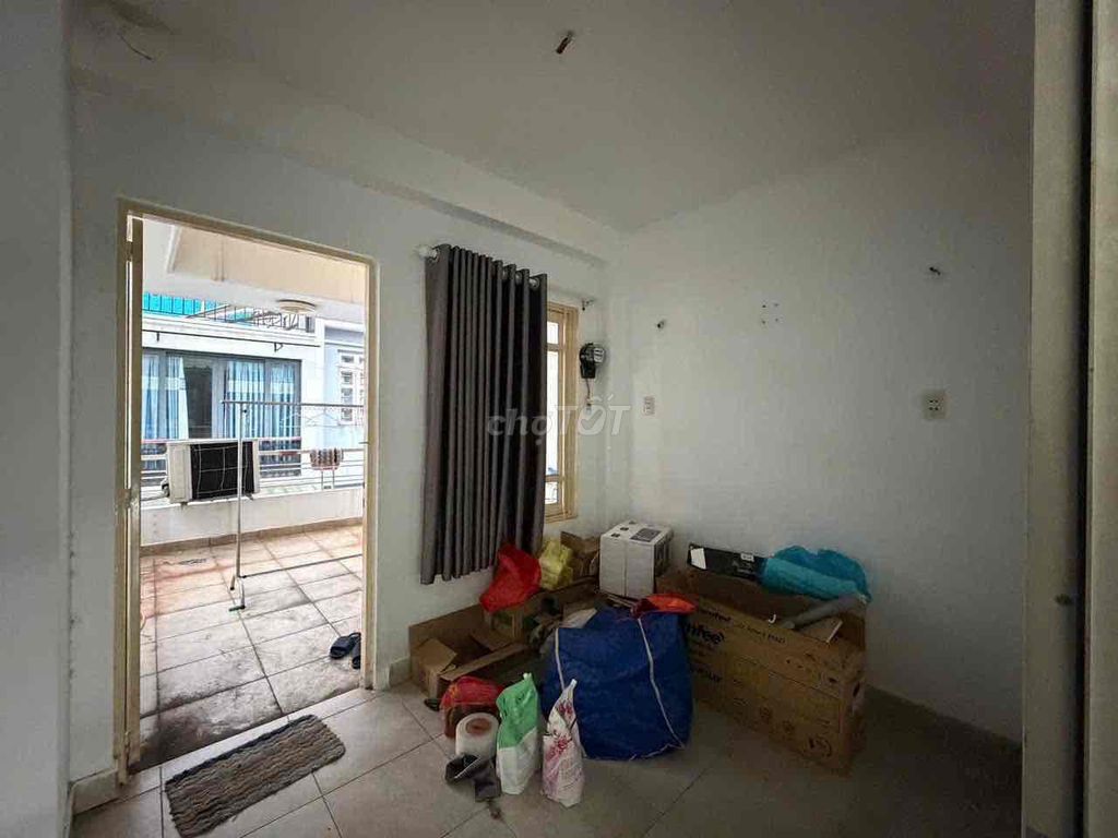 Nguyễn Tiểu La District 1030 M2 4 4th floor 3 bedroom - 12 million 5