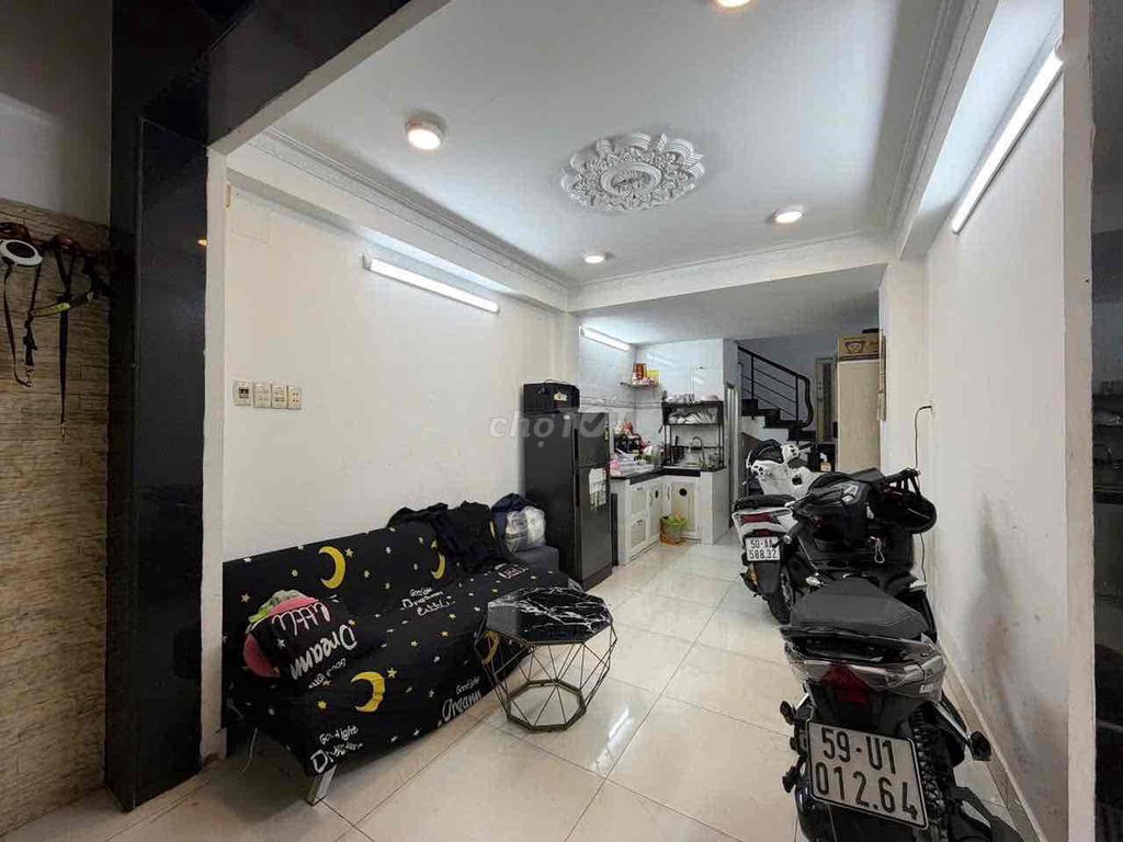Nguyễn Tiểu La District 1030 M2 4 4th floor 3 bedroom - 12 million 5