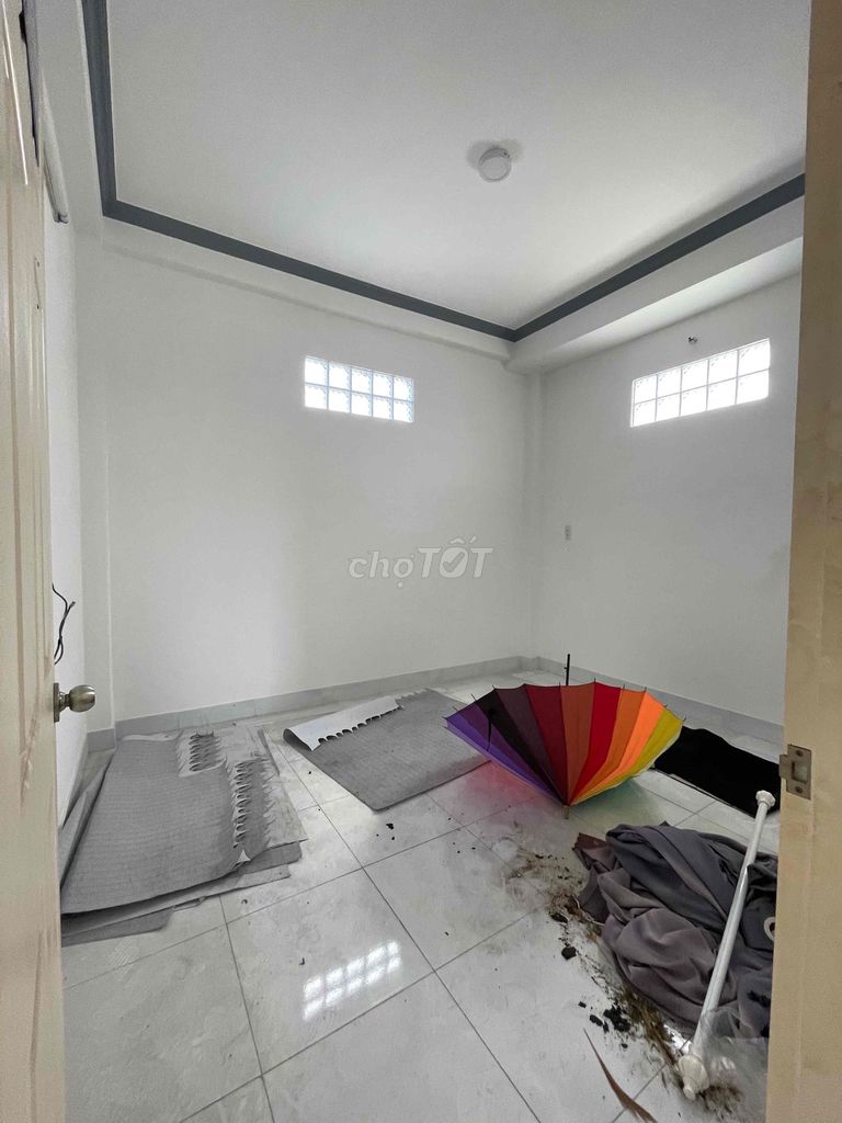 Lê Trọng Tấn Internal Downloadway. 4 x13 m TRI 2 floor st. Four bedrooms, three toilets.