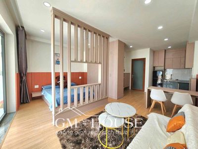 Rent the apartment. A high-end bedroom. A nice big balcony.