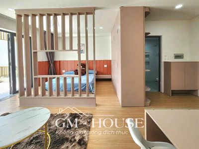 Rent the apartment. A high-end bedroom. A nice big balcony.