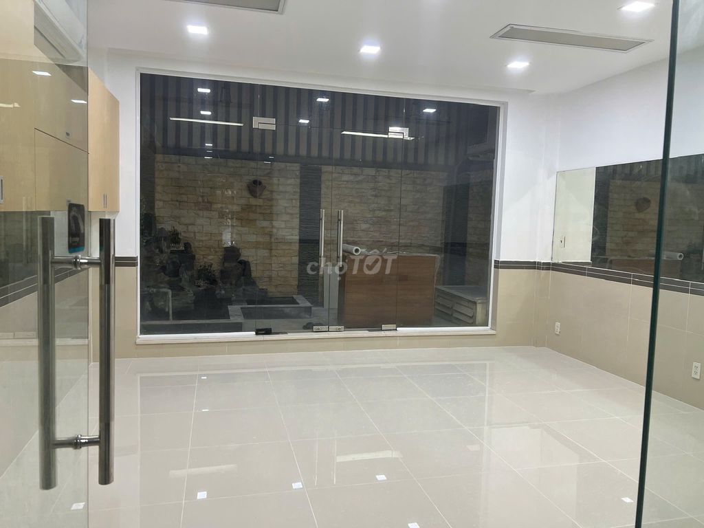 Himaldo P.Tân Hưng District 7 House of Base House