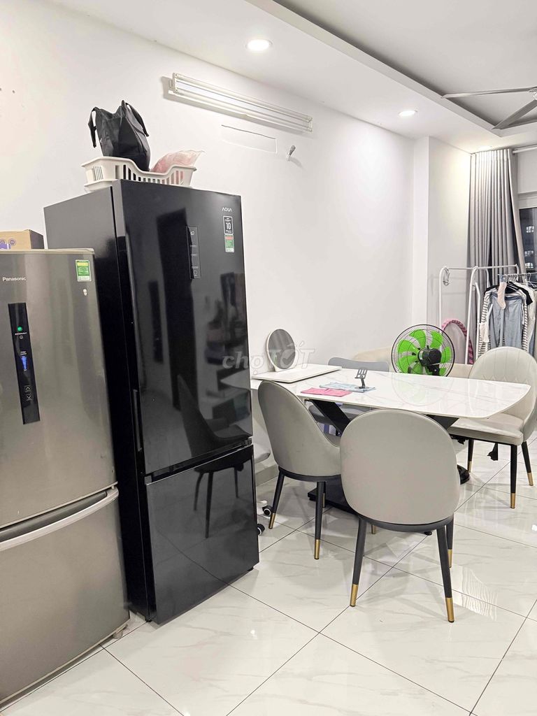 Women's pass at set 1:1 apartment richmond City Nguyễn Xí