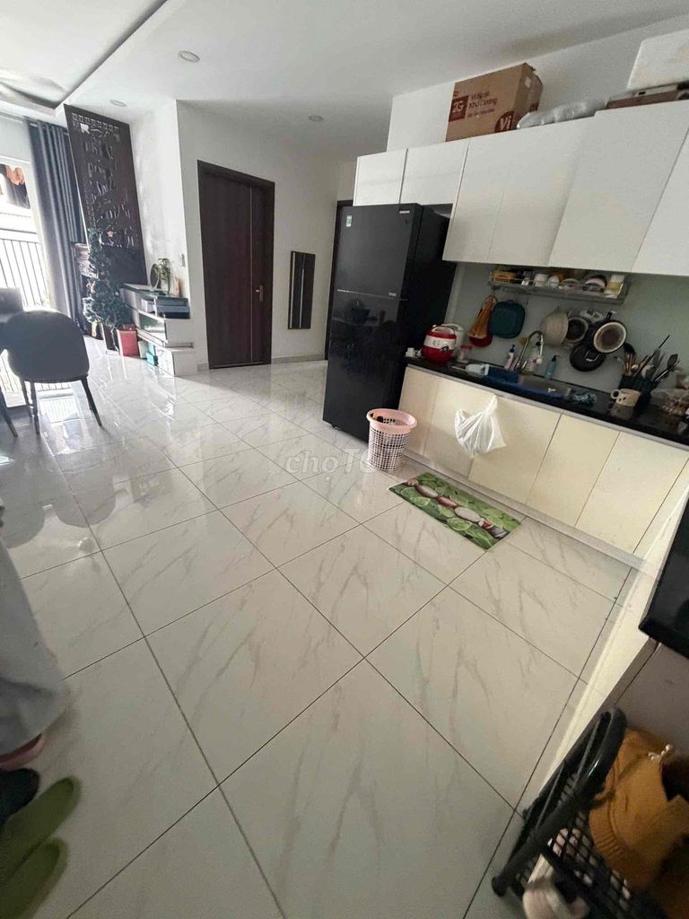 Women's pass at set 1:1 apartment richmond City Nguyễn Xí