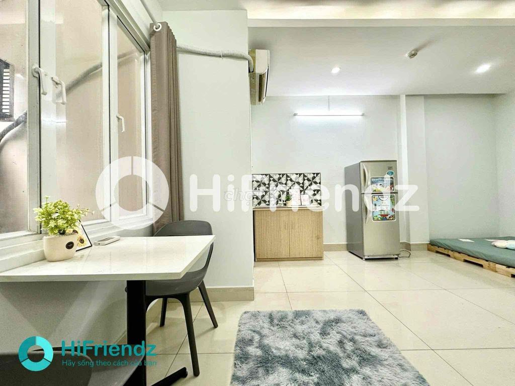 Rent the studio full interior in the alley of 11 District 10 four.
