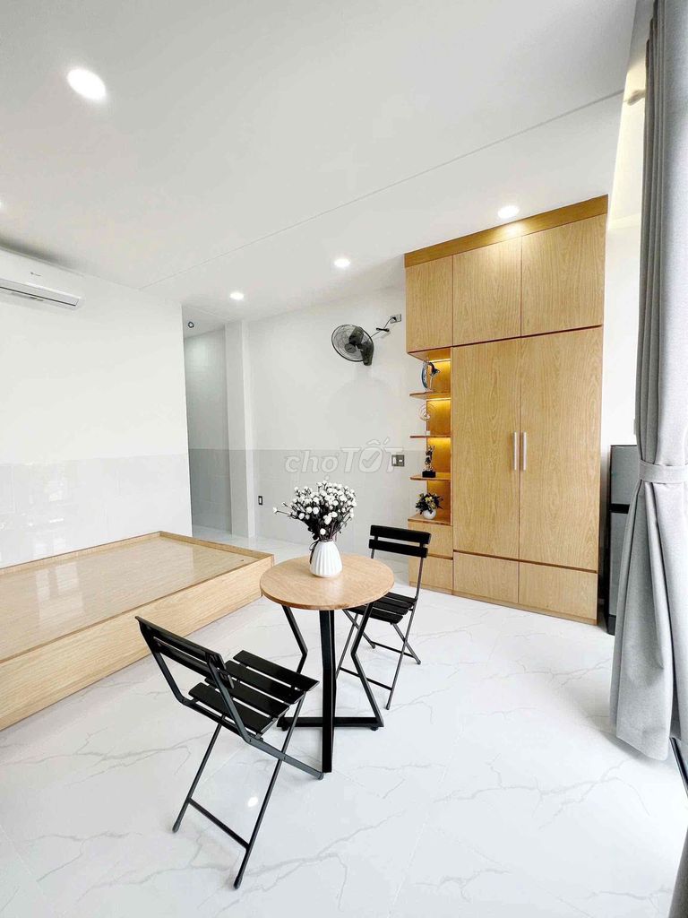 renting apartment high-level service furniture
