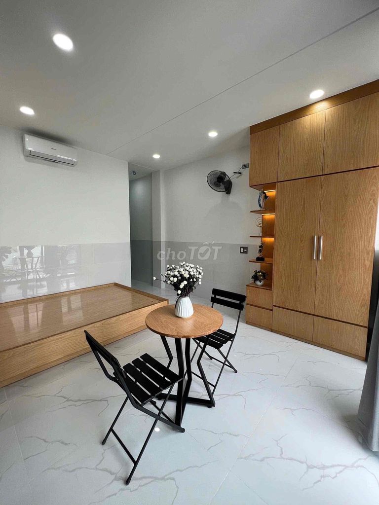 renting apartment high-level service furniture