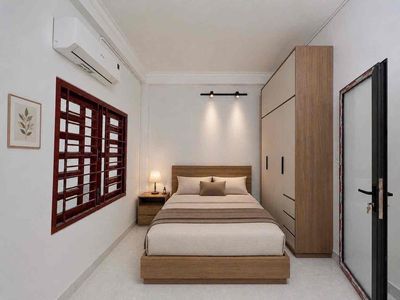 Rent a bedroom. A new guest room.