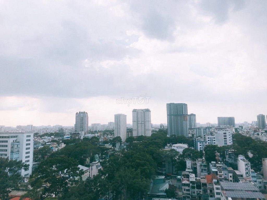 Renting Hùng Vương Plaza apartment, District 5, 130 meters2, 3 bedrooms, 3 toilets, 22 million