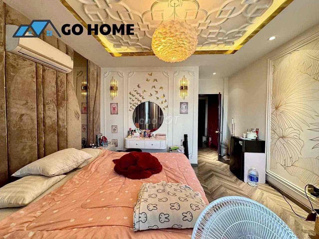 Rent the balcony room full interior - take the Lê Đức Thọ tram