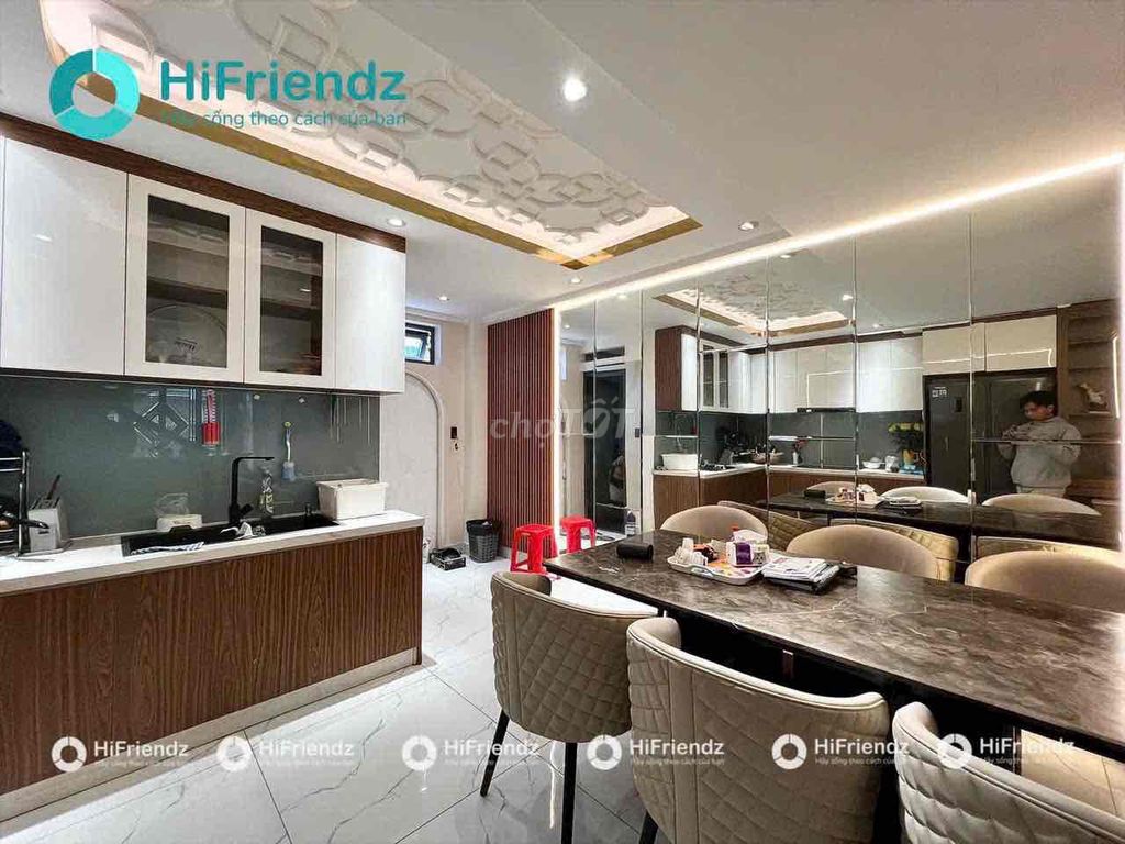 Rent the balcony room full interior - take the Lê Đức Thọ tram