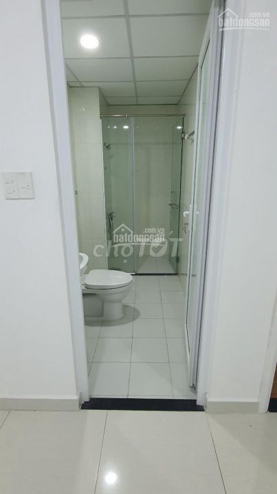 Renting Topaz Home. District 12. Price: 6.5 million. Empty house