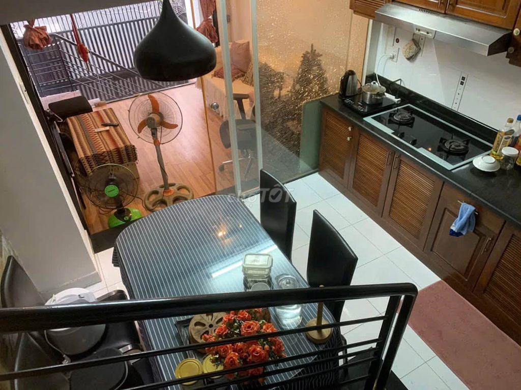 - One room in 10] County.