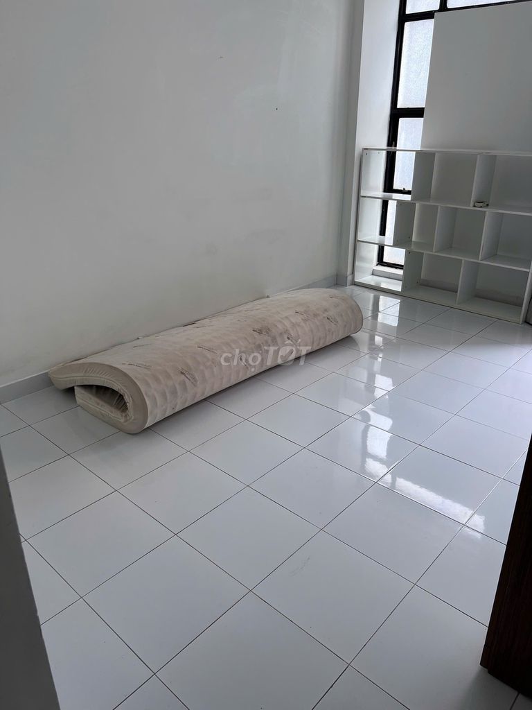 - One room in 10] County.
