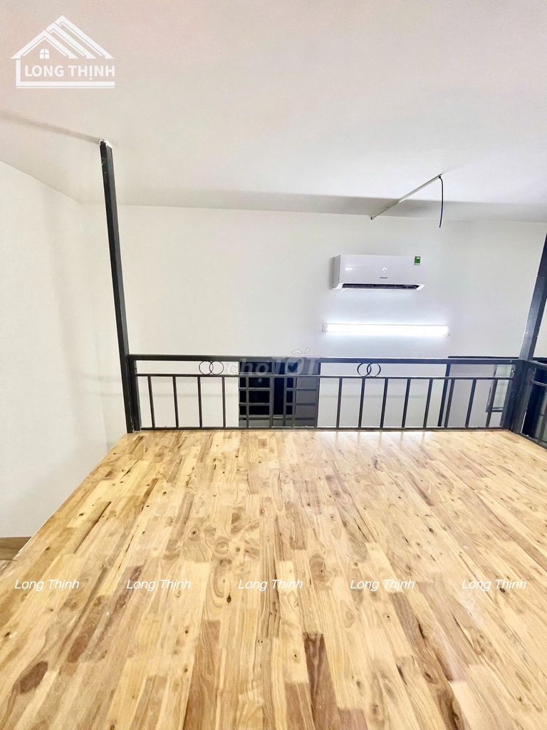 Stair room-- new super-size near hvhk.
