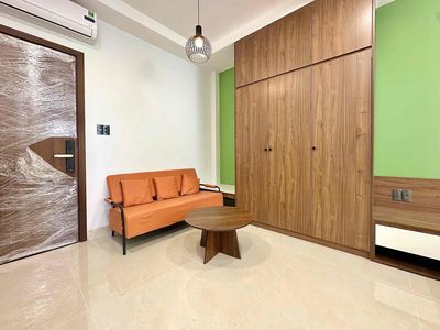 It's the owner who rented the balcony apartment - mgr 1 bedroom Full interior Trần Não
