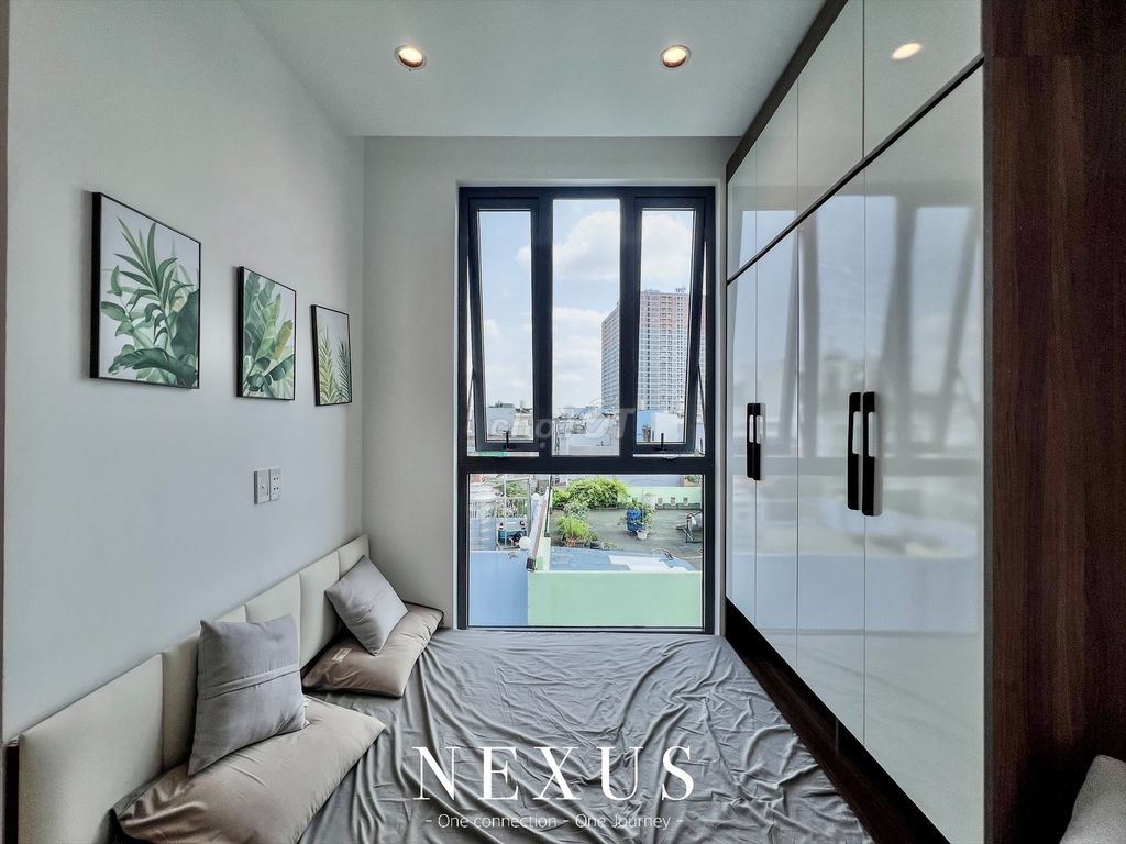 upper apartment - full furniture next to the balconies, sky windows