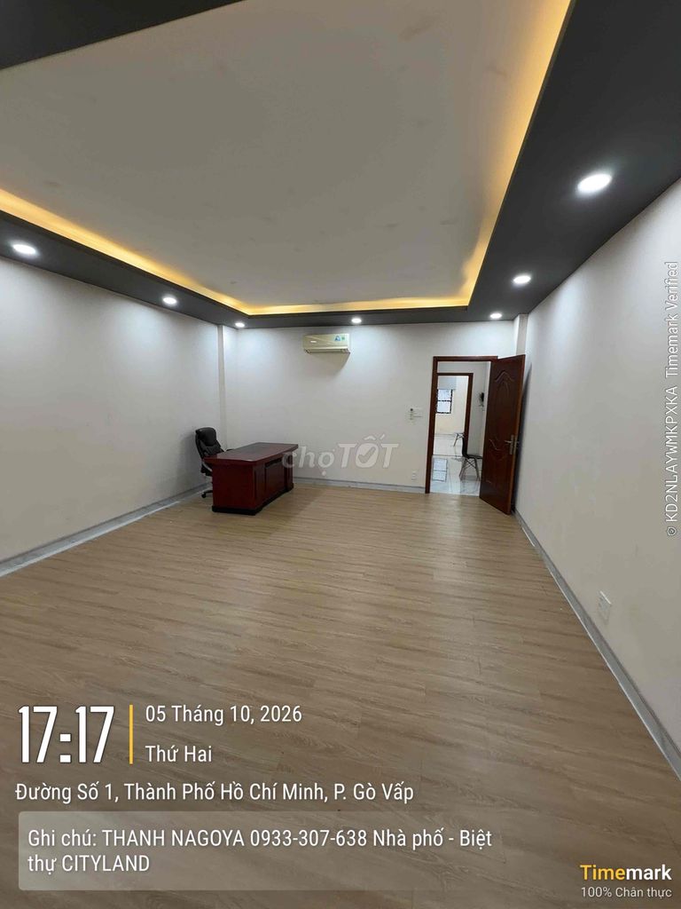 18 million (5 x 20) 1 1-1-1 floor Phạm Huy Thông roof