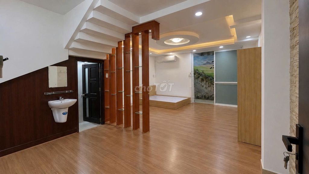 Rent a bedroom- a 40-M2-wide living room right here in the wide-size ground.