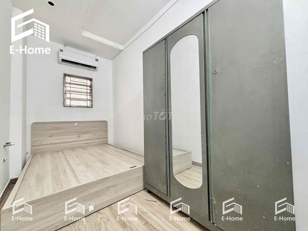 Project Cộng Hoà. Full interior access is easy.