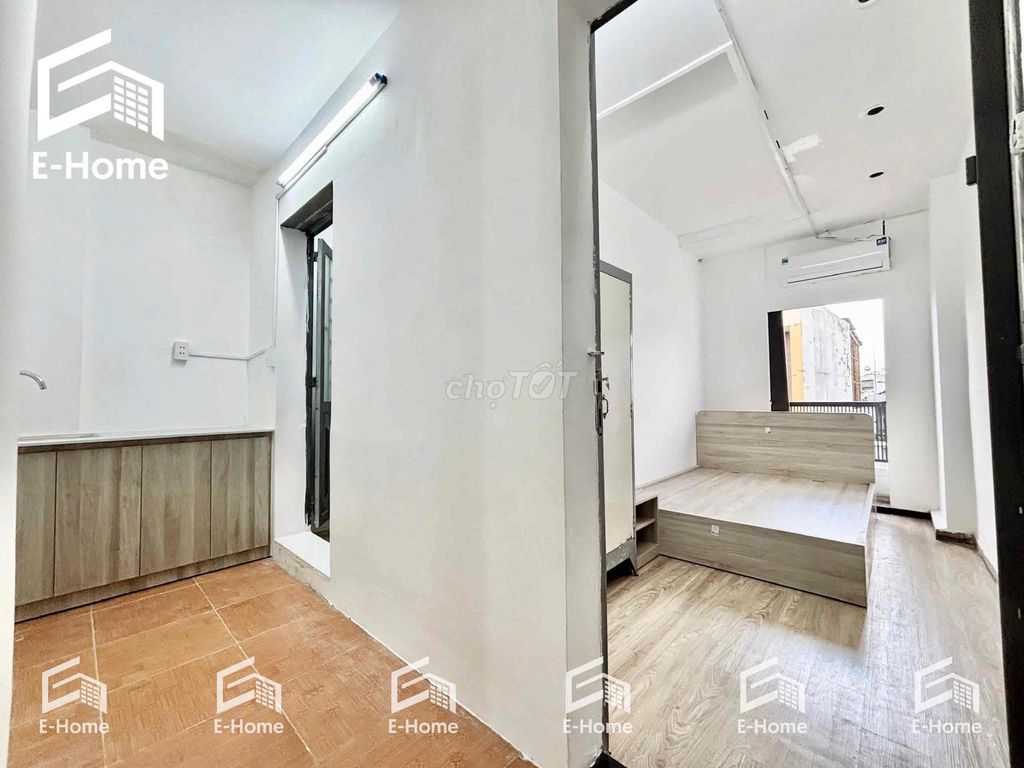 Project Cộng Hoà. Full interior access is easy.