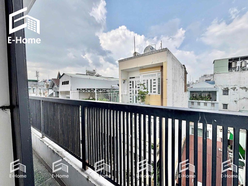 Project Cộng Hoà. Full interior access is easy.