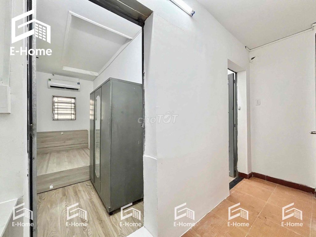Project Cộng Hoà. Full interior access is easy.