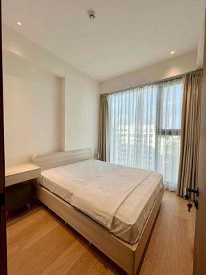 Rent the apartment. The aurora bedroom.