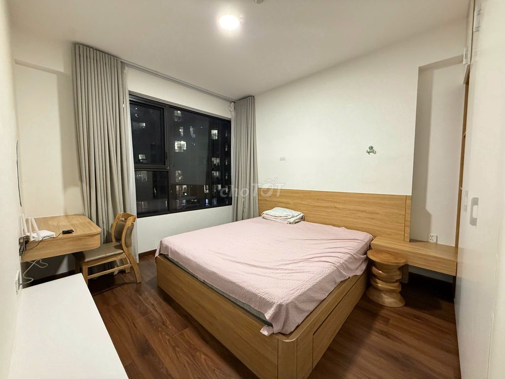 Rent anchor-- two bedrooms, two toilets.
