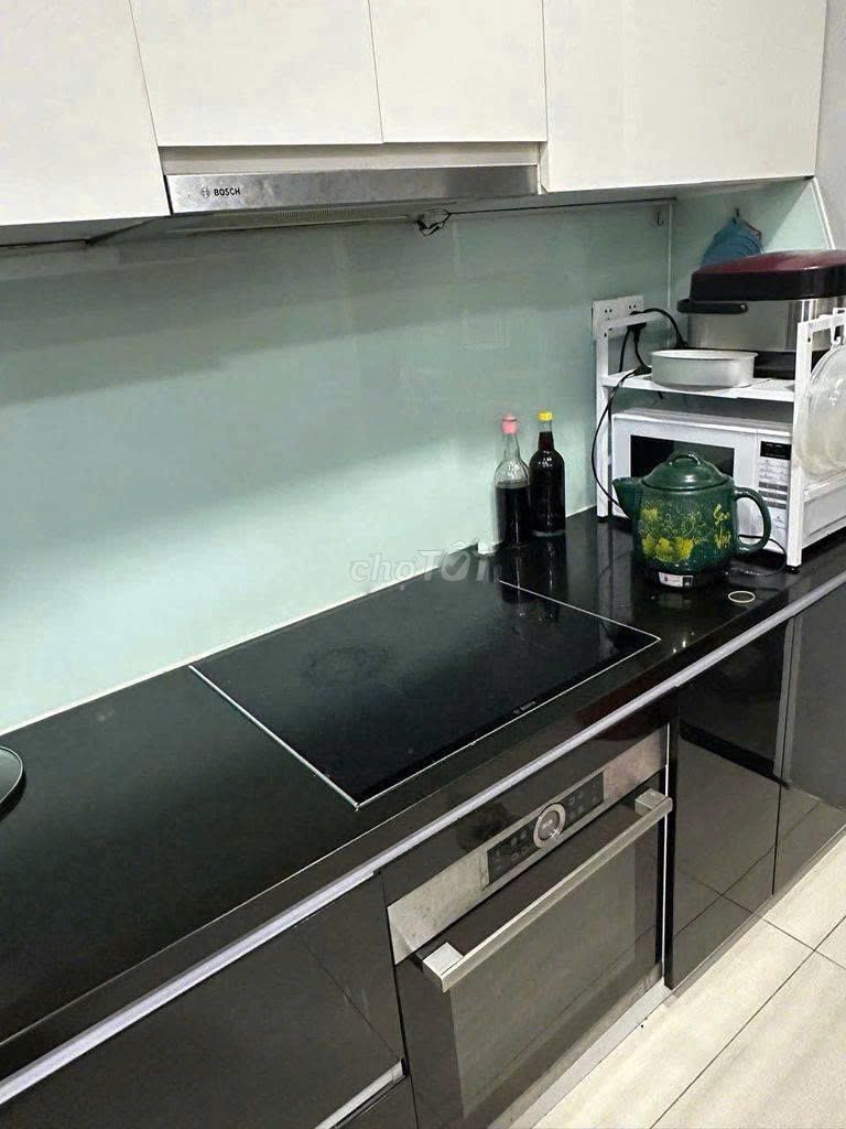 Xigrind Court, rent three bedrooms, two toilets, full interior, 22.8 million.
