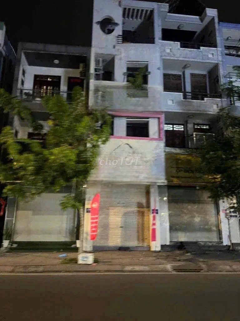 Tân Sơn Nhì 67, M2 1.M. 3rd floor 5 bedroom