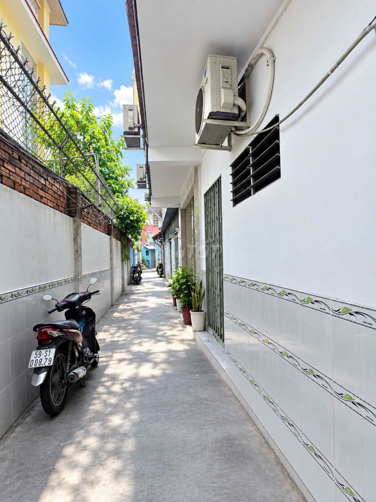 The nc Trần Văn Kỷ 18 M2 1st floor with the air conditioning on it.