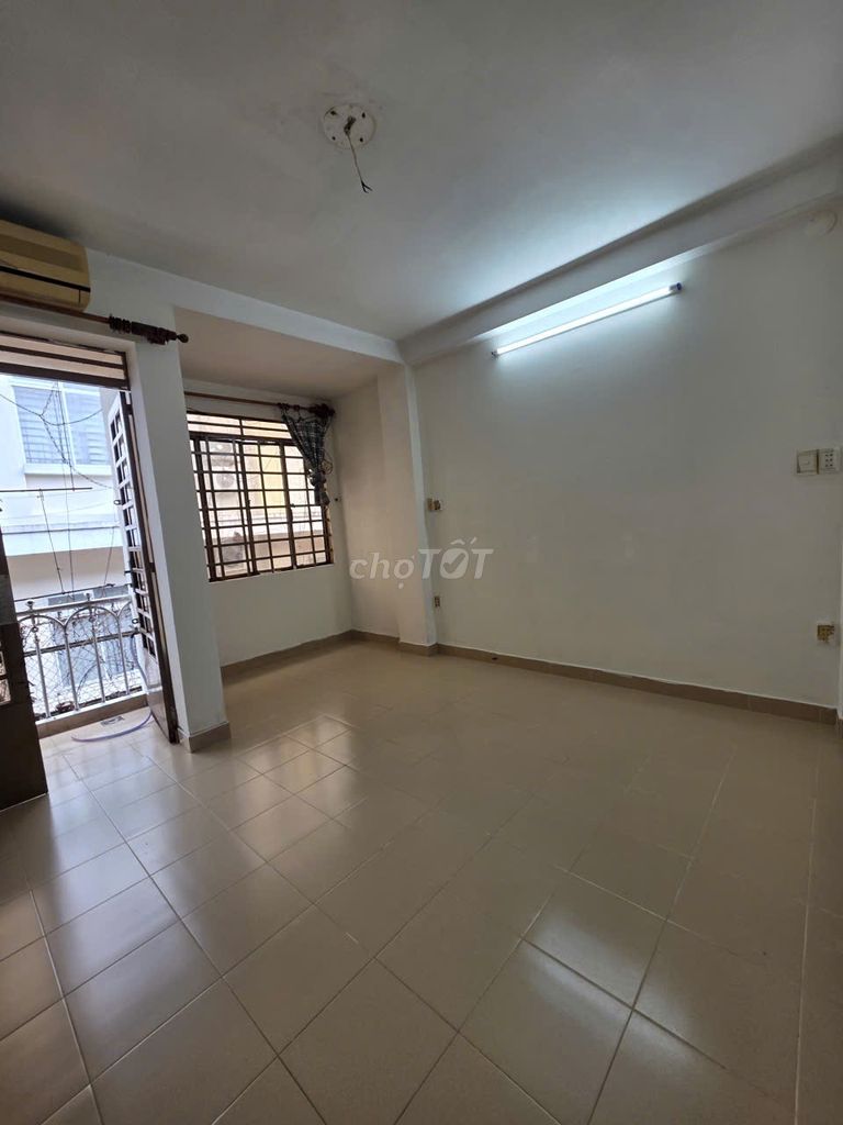 The nc Trần Văn Kỷ 18 M2 1st floor with the air conditioning on it.